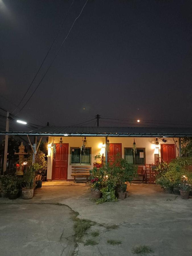 素可泰Yaijaew House公寓 外观 照片