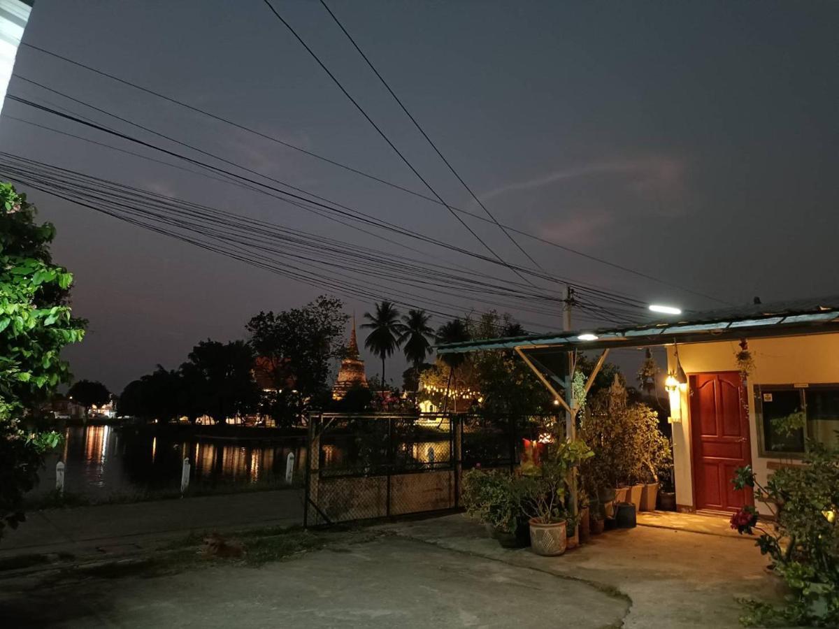 素可泰Yaijaew House公寓 外观 照片